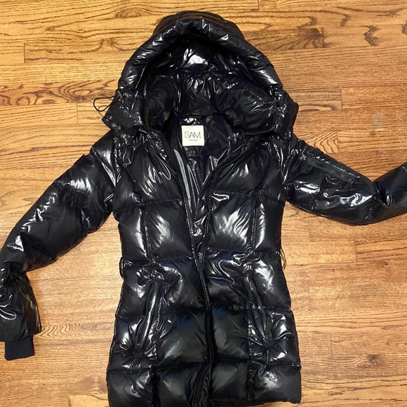 SAM. Black longer coat - Picture 1 of 1